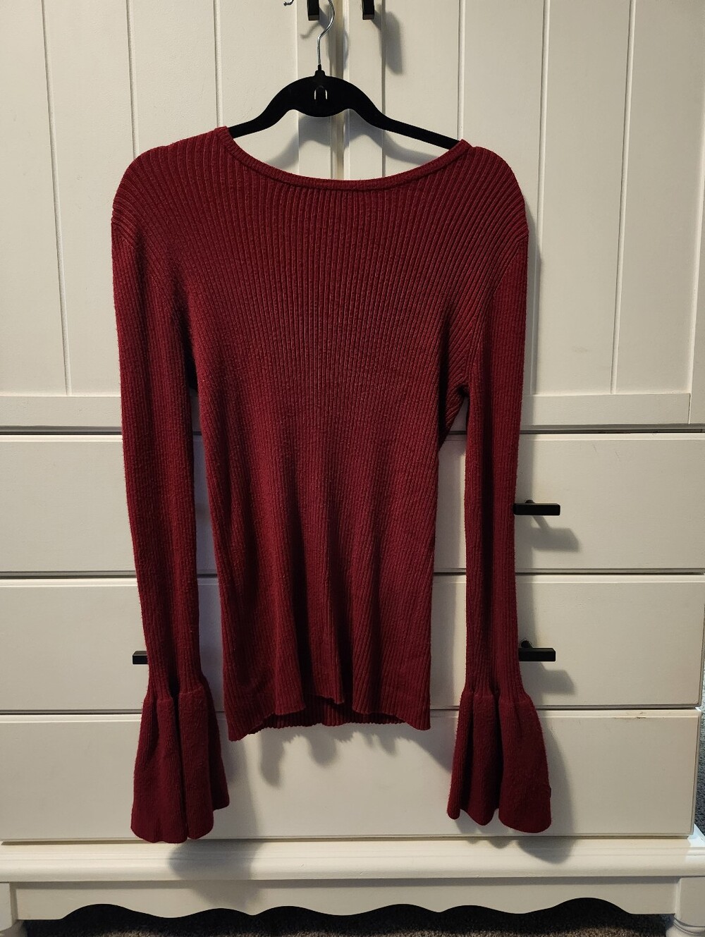 Ribbed Bell-Sleeve Knit Top - Dark Red Sz M